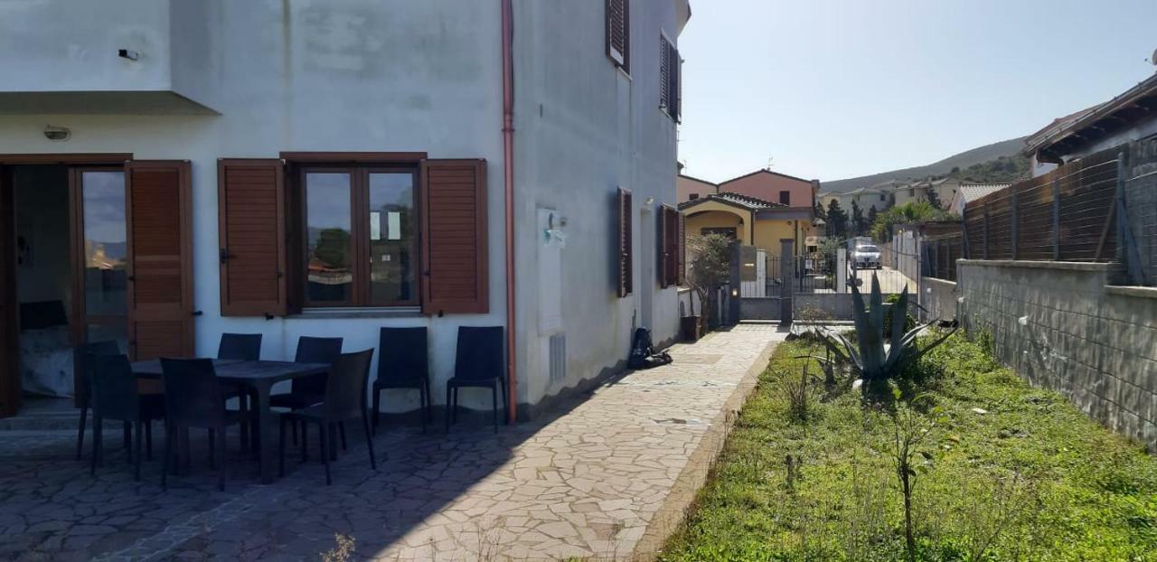 Villa Rosa SantʼAntìoco Exterior foto